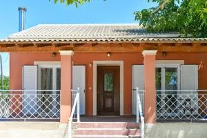 Casa con Alberi - Palaiochórion