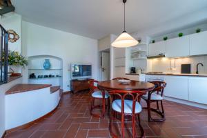 Loppia Secret Mansarda by Wonderful Italy