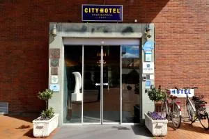 City Hotel Restaurant Stadskanaal - 斯塔茨卡纳尔