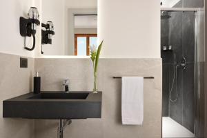 Essence Hotel