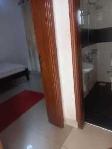 JAMES HOTEL KYAZANGa - Masaka