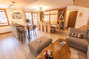 Appartements Le Rioumajou 1 - Grand T6 - Piscine - Centre St Lary : photos des chambres