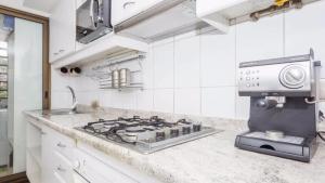 Carmencita St - Classic 1 Bedroom Apartment in El Golf