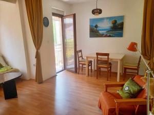 Blissful Ohrid Getaway with a Great Location on the first floor