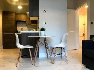 Relax In Style In Edinburghs Buzzing West End - Edinburgh