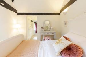 Dorney Windsor Legoland 5 Star Stay for upto 14 guests
