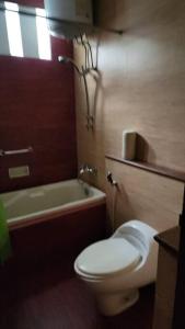 Vila Karuniamata Riverside Dengan Kolam Renang