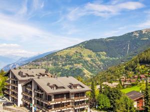 Apartment Valaisia 35A by Interhome