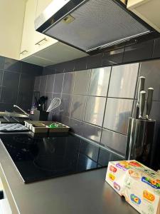 Appartements L audacieux T2 proche gare RER E : photos des chambres