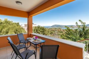 Villa Valmira 2 Bed Villa Ligia Lefkada
