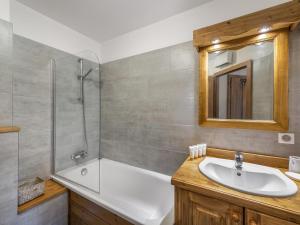 Appartement charmant à Courchevel Le Praz avec wifi et parking - FR-1-568-26