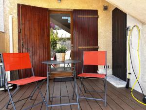 Studio moderne climatisé avec coin nuit, proche mer et Hauts de Cagnes