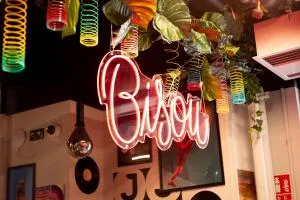 JOST Hôtel Lille Centre - 隆普雷