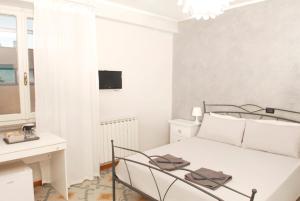 Vara Self Check in Private Parking