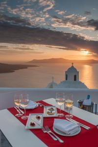 Aigialos Luxury Traditional Settlement Santorini Greece