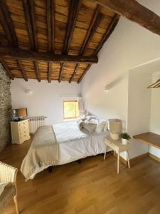 El Encanto de Bustares