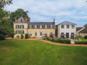 Hotels Domaine de la Tremblere : photos des chambres