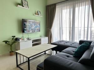Country Garden Bay Point 2BR by Hauz Cinta @Danga Bay