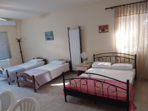 Athina Rooms
