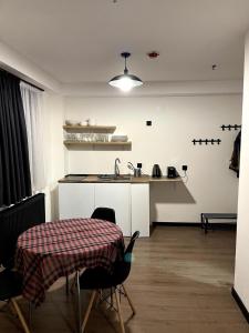 Gudauri - Apartment - Sleeps 4 - Pool - Parking