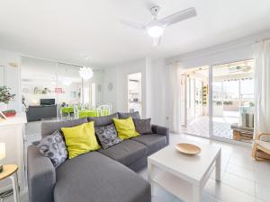 Apartment Las Terrazas V by Interhome