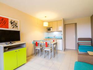 Apartment Les Marines-8 by Interhome