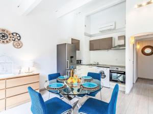 Apartment Font Mourier-2 by Interhome