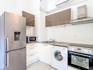 Apartment Font Mourier-2 by Interhome