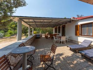 Holiday Home Dundo House by Interhome