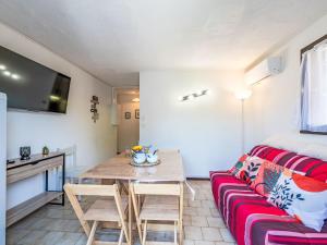 Apartment Les Terrasses de la Méditerranée-13 by Interhome