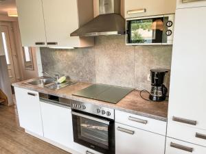 Holiday Home Geesthof-1 by Interhome