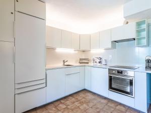 Holiday Home Font Mourier-1 by Interhome