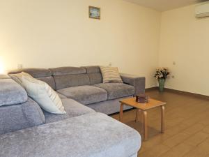 Holiday Home Nika by Interhome
