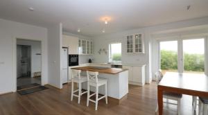 Golden Circle Spectacular house!