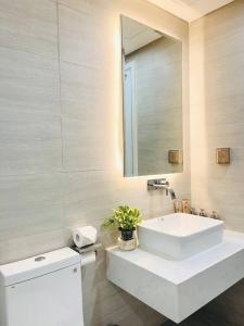 2309 - 2BR - Enjoy The Peaceful Moment - Marina Suites