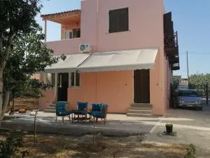 Natalia's Serene Hub - Áyioi Asómatoi