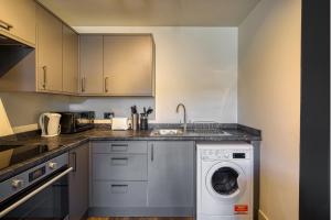 Renaissance 17 - 1 Bedroom Apartment in Southport