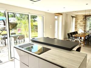 Maisons de vacances Le Havre des Perrieres - Gite avec spa, 15 personnes, 5 chambres : photos des chambres
