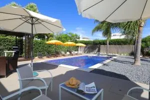 Perogil Suites Girassolelegant Room With Pool - Poço do Álamo