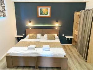 Comfort Quadruple Room room in 16 Lakes Rooms