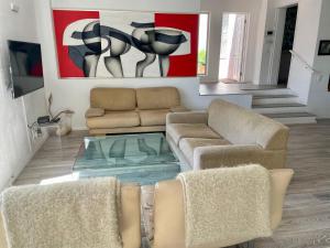 Toplis Sea and Mountain Vista