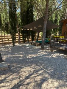 Campings Superbe Roulotte de charme : photos des chambres