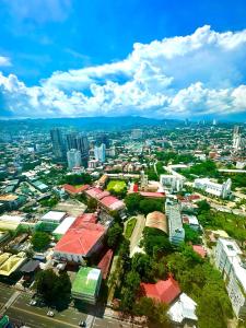 Horizon 101 CCLX Sea View Unit 47F