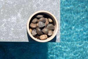 Marnos Luxury Villas