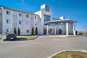 Motel 6 Peterborough