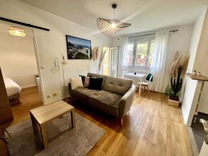 Appartements Gaudiniere 2pers Tv wifi Parking : photos des chambres