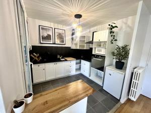 Appartements Gaudiniere 2pers Tv wifi Parking : photos des chambres