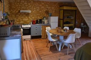 Maisons de vacances Les Girouteaux La bergerie : photos des chambres