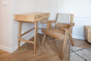 City Centre Boho Studio by BookingHost