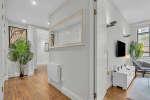 MySquare Contemporary Serviced Apartments in City of London